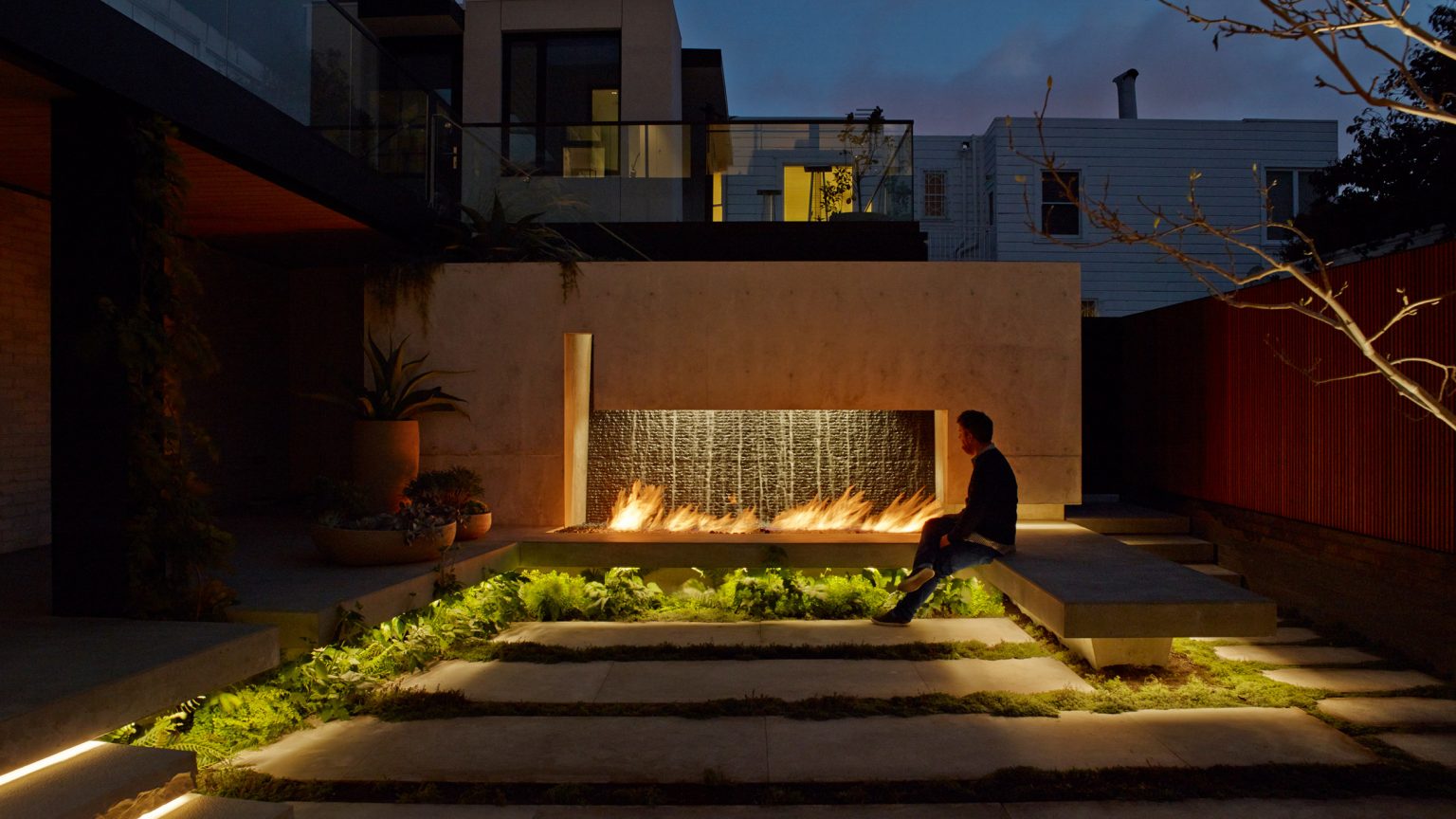outdoor-fireplaces-fire-pits-lookbook_dezeen_2364_hero_0-1536×864-1