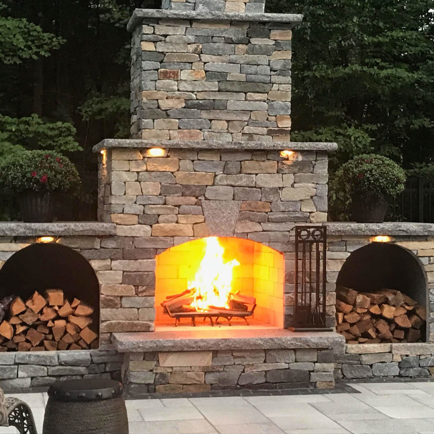 outdoor-stone-fireplace-kits-square